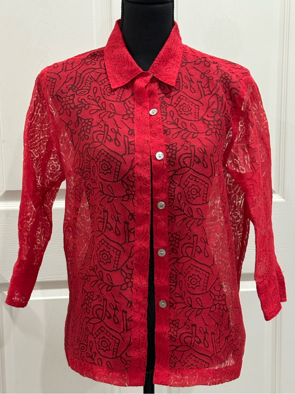 Red Lace Button-Front Blouse with Floral Pattern